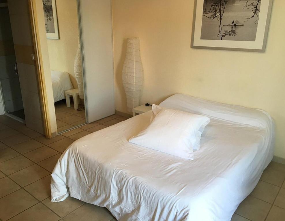 Logis Hotel Le Clos Saint Loup Bram Eksteriør bilde